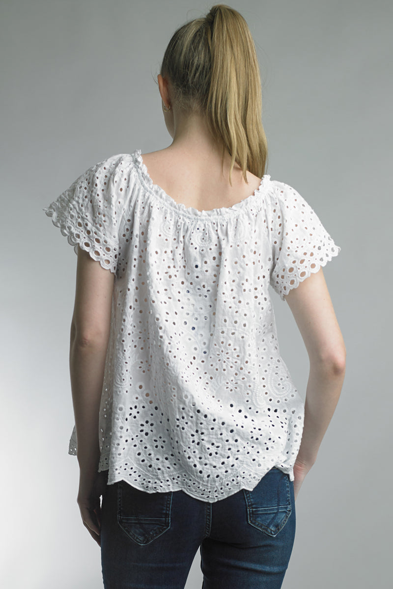 Off The Shoulder Eye-Lit Top – THEKLOSETKOUTURE.COM