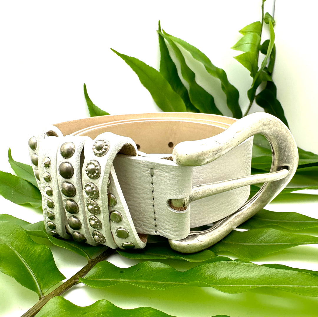 Studded Keepers Belt – THEKLOSETKOUTURE.COM display picture 3